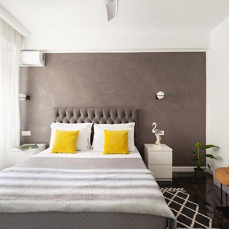 Seaside Apartment By Flisvos Marina Athen Exterior foto